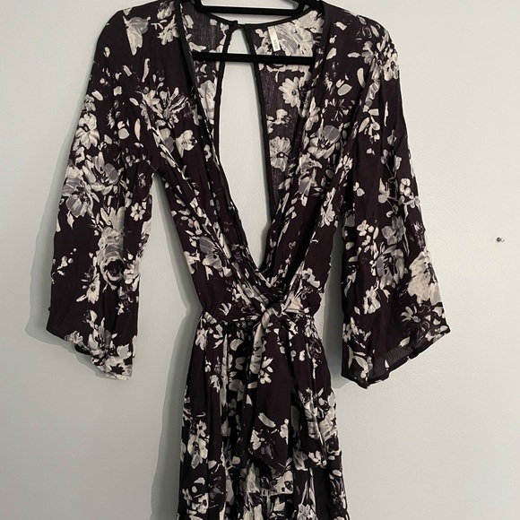 NWOT Shop M Boutique Romper - Picture 1 of 4
